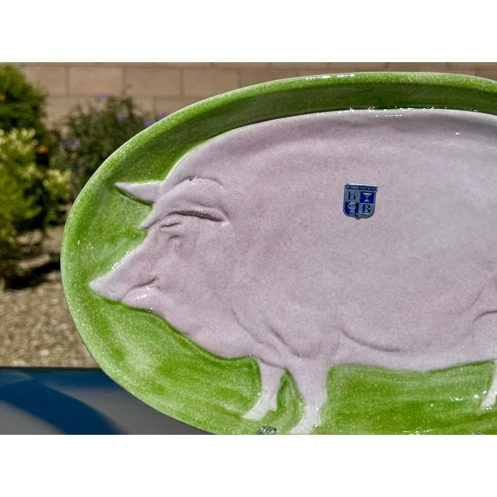 Lime Green Pink Pig Majolica Oval Serving Platter Made in Italy 9 3/8